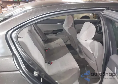 2010 Honda Accord 2.4 Lx-P z USA, uszkodzony, nr VIN 1HGCP2F44AA155288